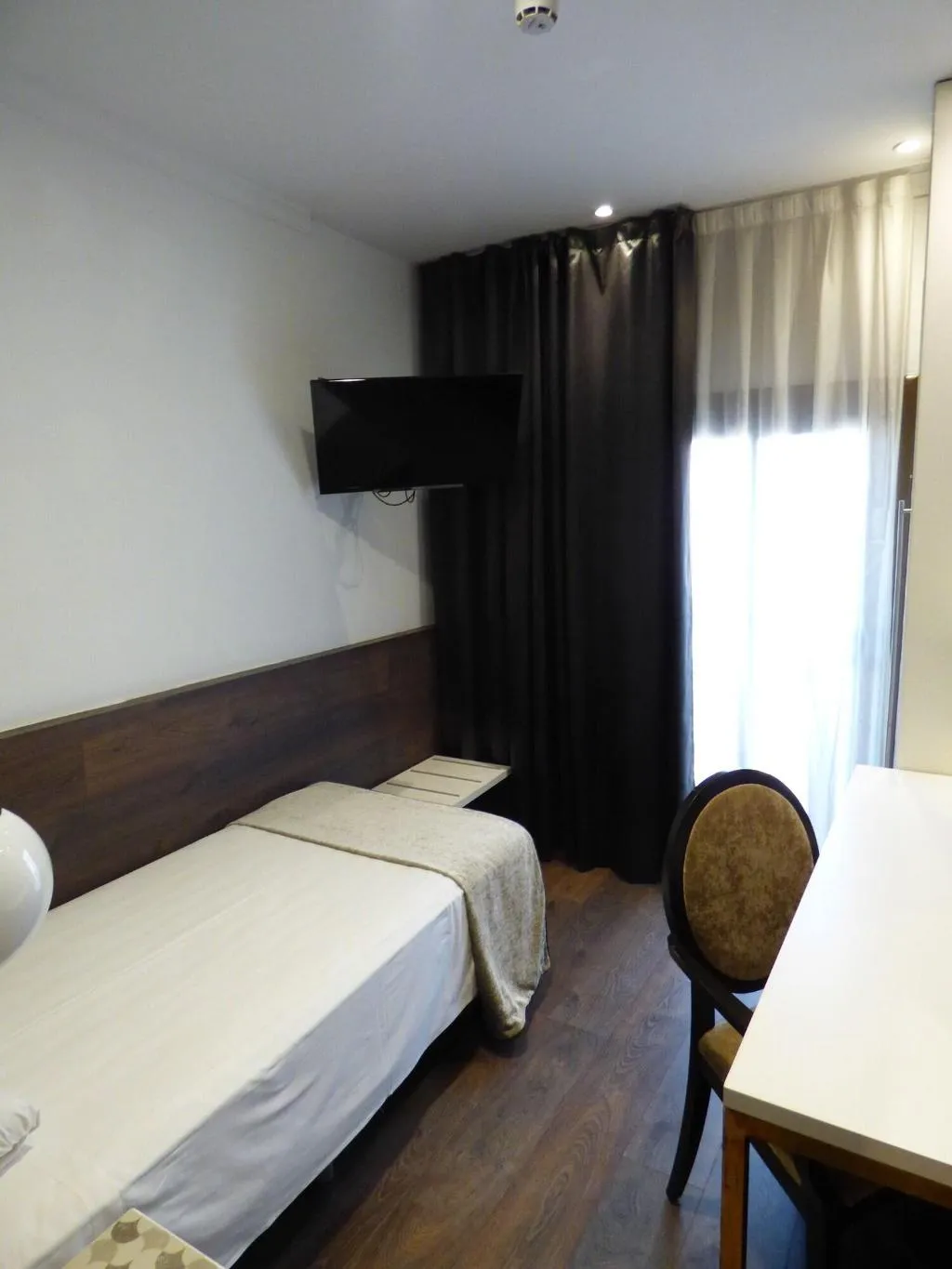 SINGLE BASIC Room, Moderno, Barcelona