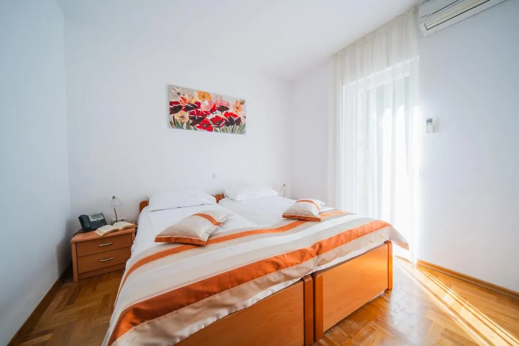 APARTMENT CAPACITY 6 Room, Pervanovo Apartments, Dubrovnik