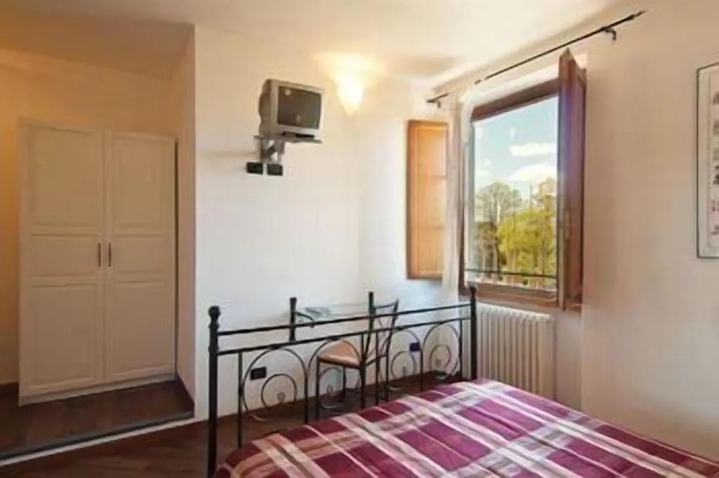Room, Arco Antico, Florence