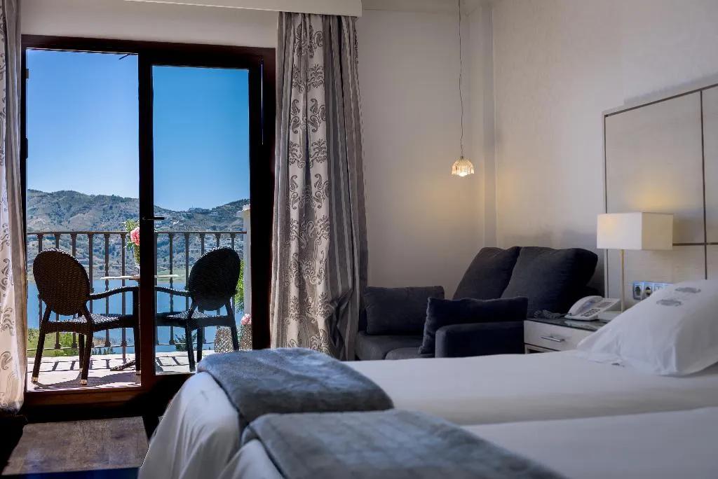 DOUBLE STANDARD Room, La Viñuela, Costa Del Sol