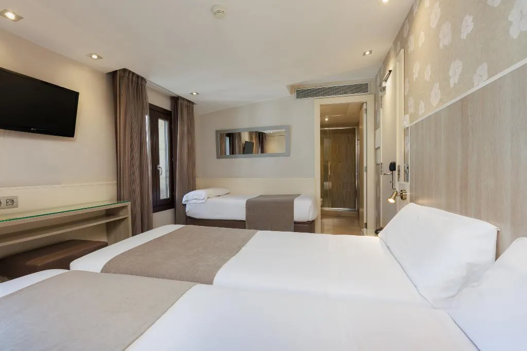 TRIPLE STANDARD Room, Santa Marta, Barcelona