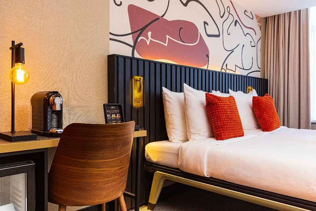 TWIN STANDARD Room, Huygens Place, Amsterdam