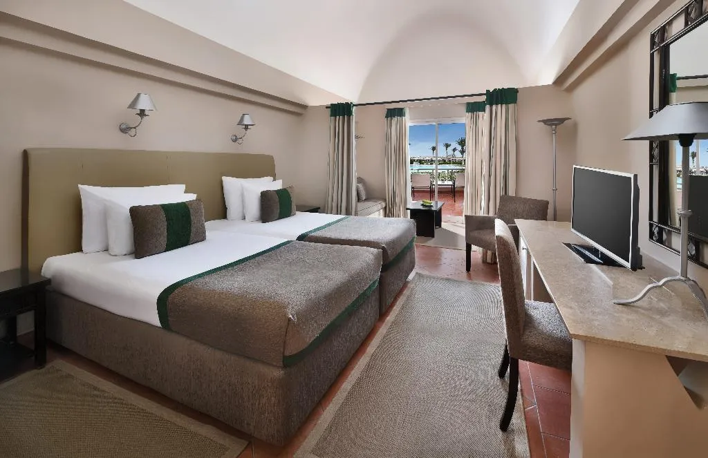 FAMILY ROOM GRAND Room, JAZ Makadina, Red Sea Riviera