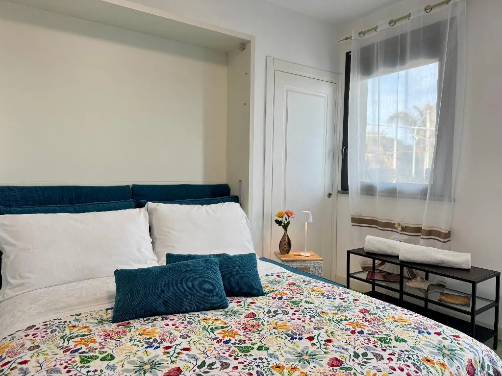 DOUBLE DELUXE WITH TERRACE Room, Aurora View Resort, Catania