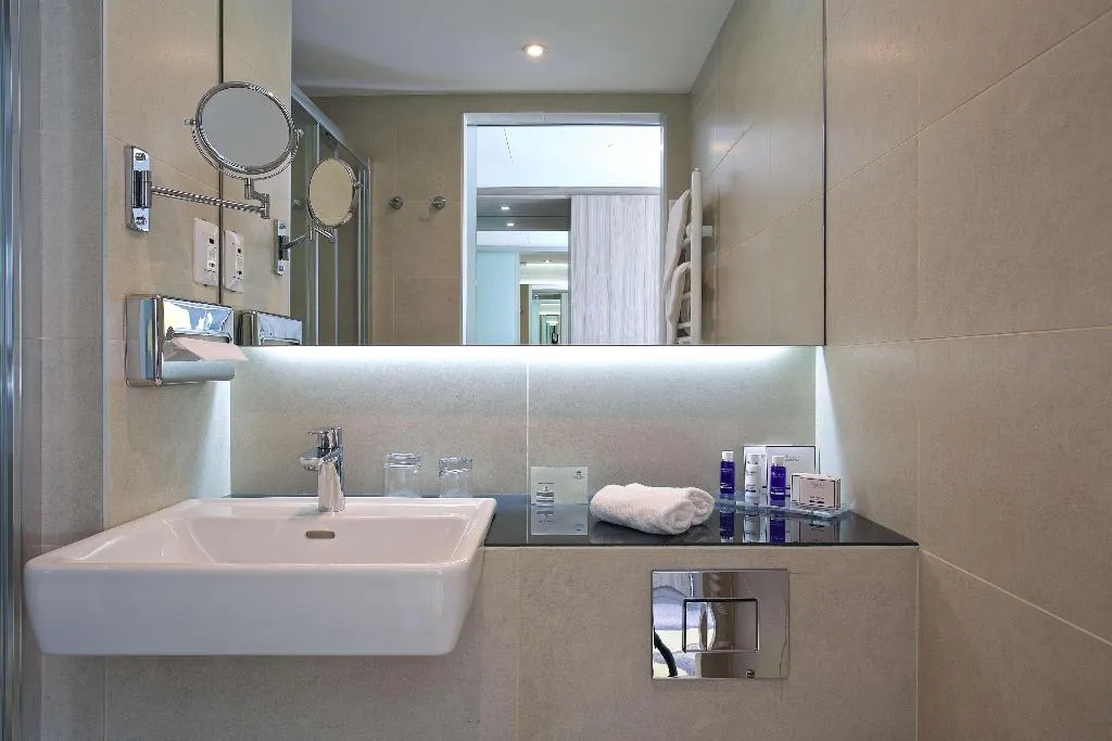 Room, Park Plaza Arena Pula, Istria