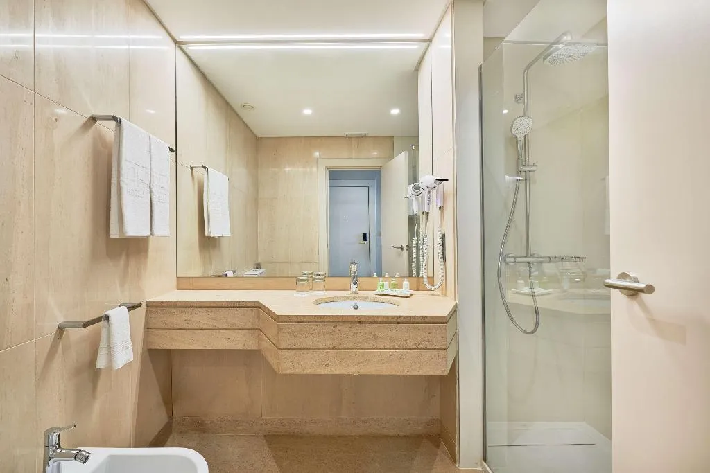 Room, NH Lisboa Campo Grande, Lisbon