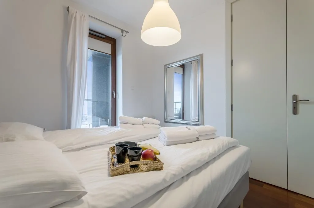 APARTMENT SEA VIEW WITH BALCONY Room, Dom & House - Apartments Sea Towers, Gdansk