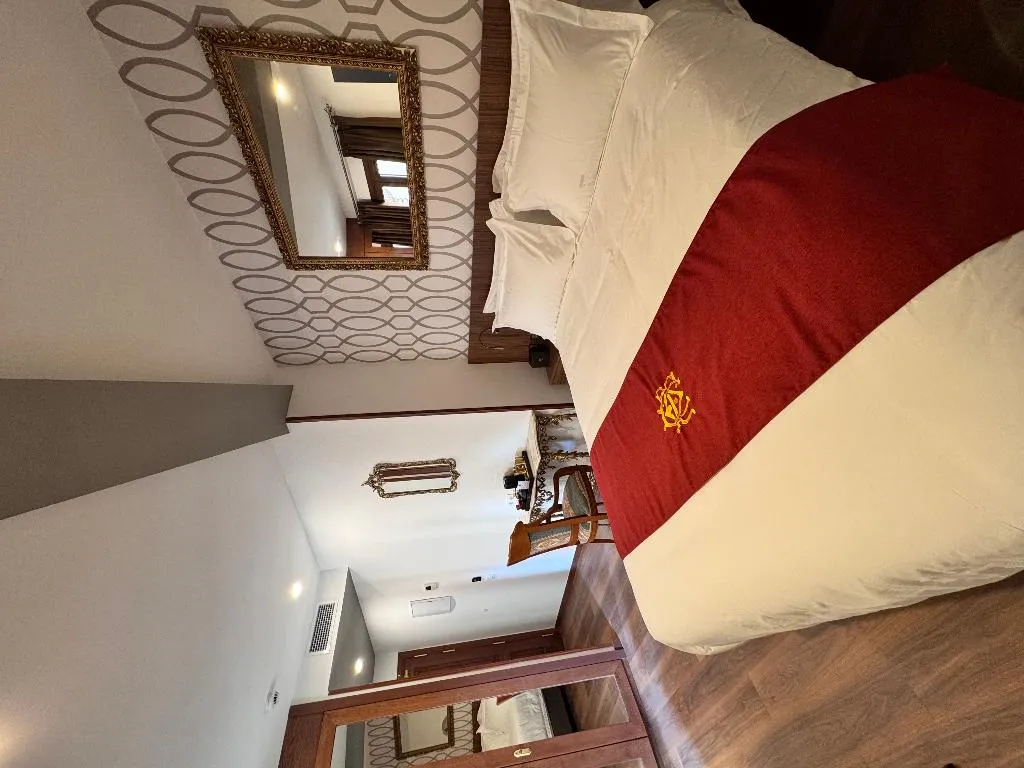 Room DELUXE WITH BALCONY Room, Hotel Boutique Casón De Los López, Madrid
