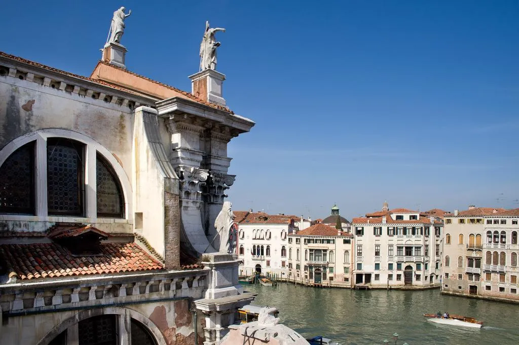 Sports and Entertainment, Palazzo Giovanelli e Gran Canal, Venice