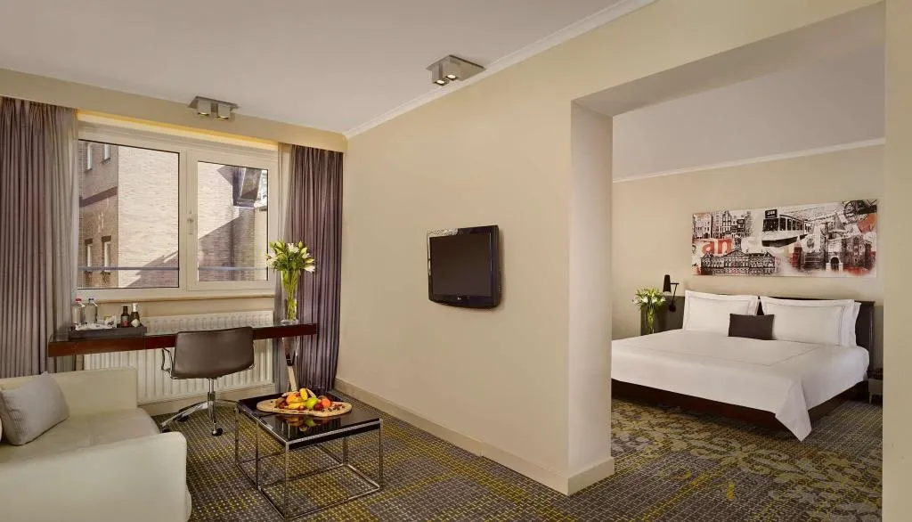 Room, Park Plaza Victoria Amsterdam, Amsterdam