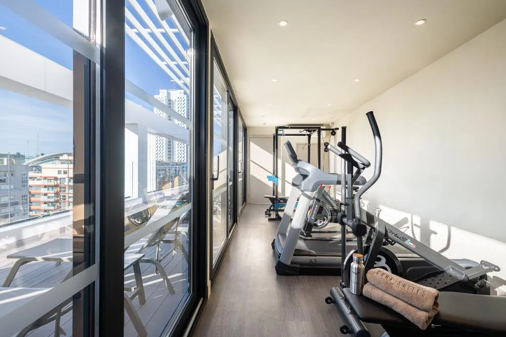Sports and Entertainment, Intelier Core Suites Valencia, Valencia