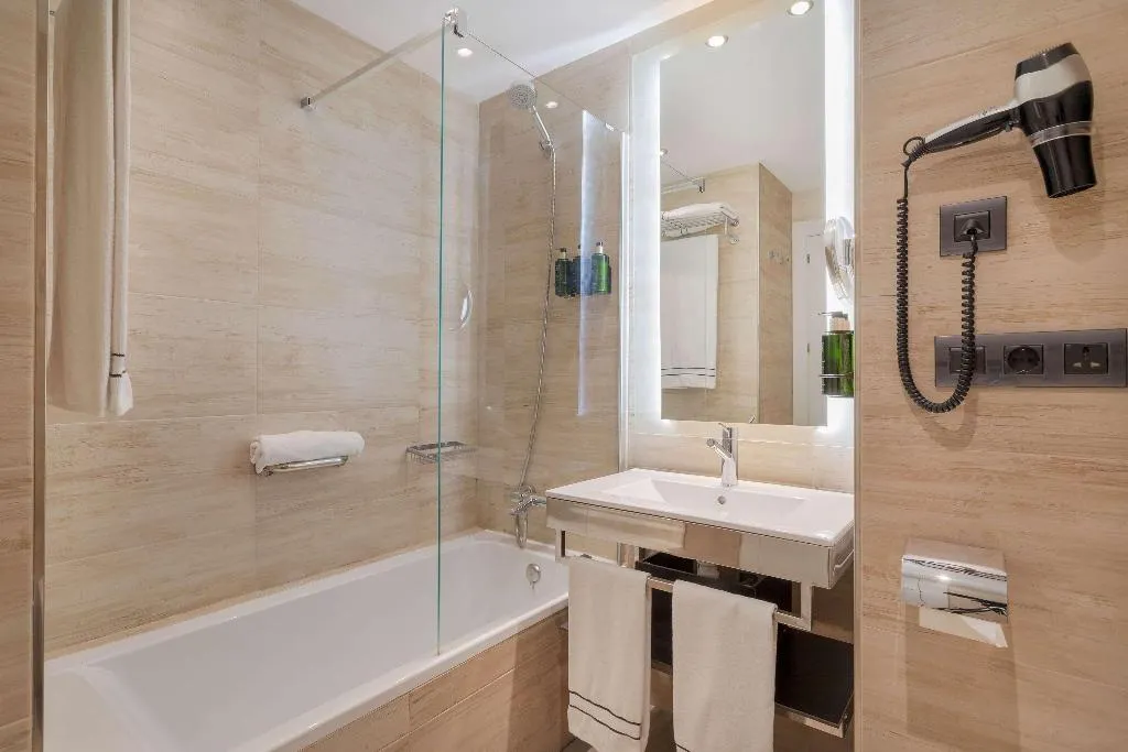 DOUBLE SINGLE USE PREMIUM SEA VIEW Room, Melia Alicante, Costa Blanca