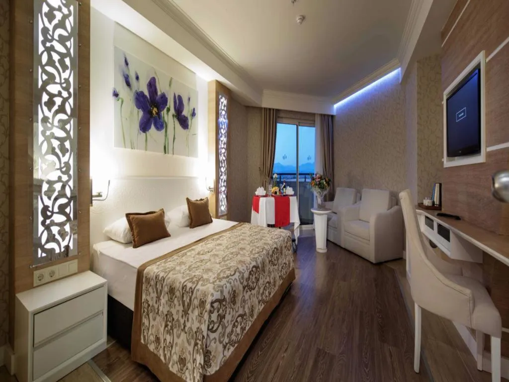 DOUBLE LAND VIEW Room, Crystal Sunset Pearl Collection, Antalya