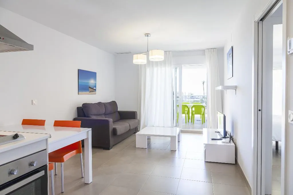 APARTMENT SEA VIEW TWO BEDROOMS Room, Mar y Sal Dream Apartments, Costa Almeria