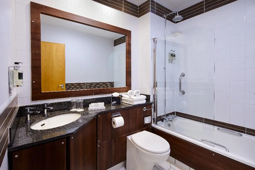 TWIN STANDARD Room, Handel's Hotel, Dublin