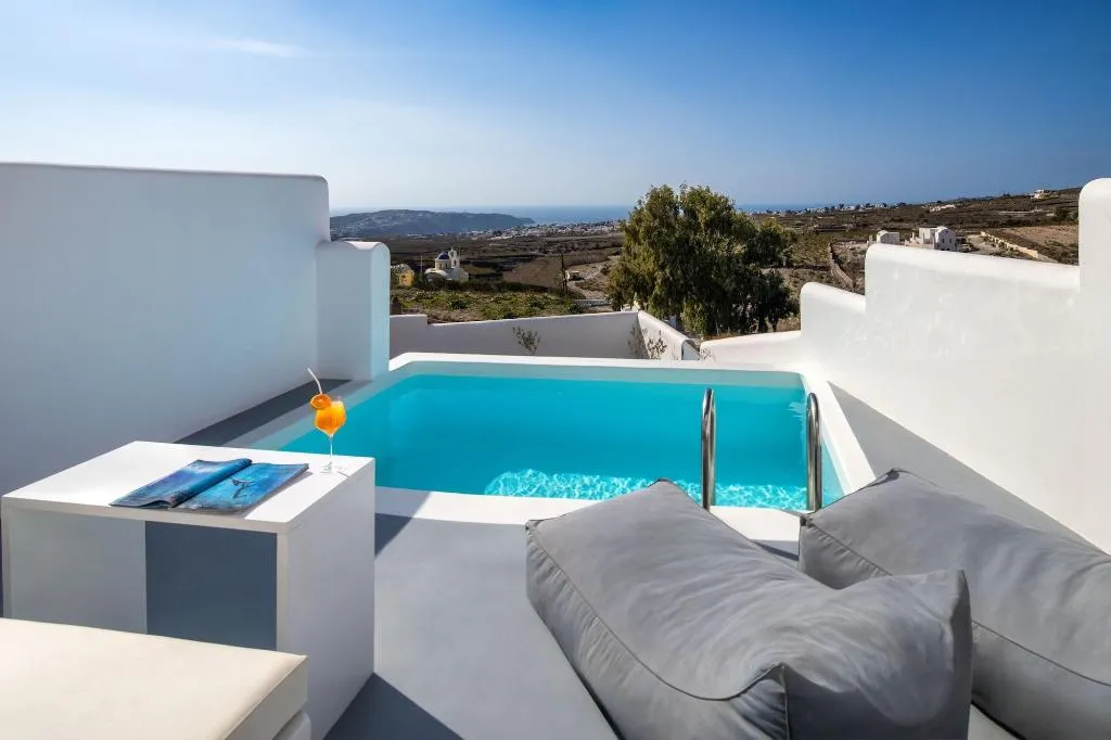 Room, Alunia Incognito Suites, Santorini