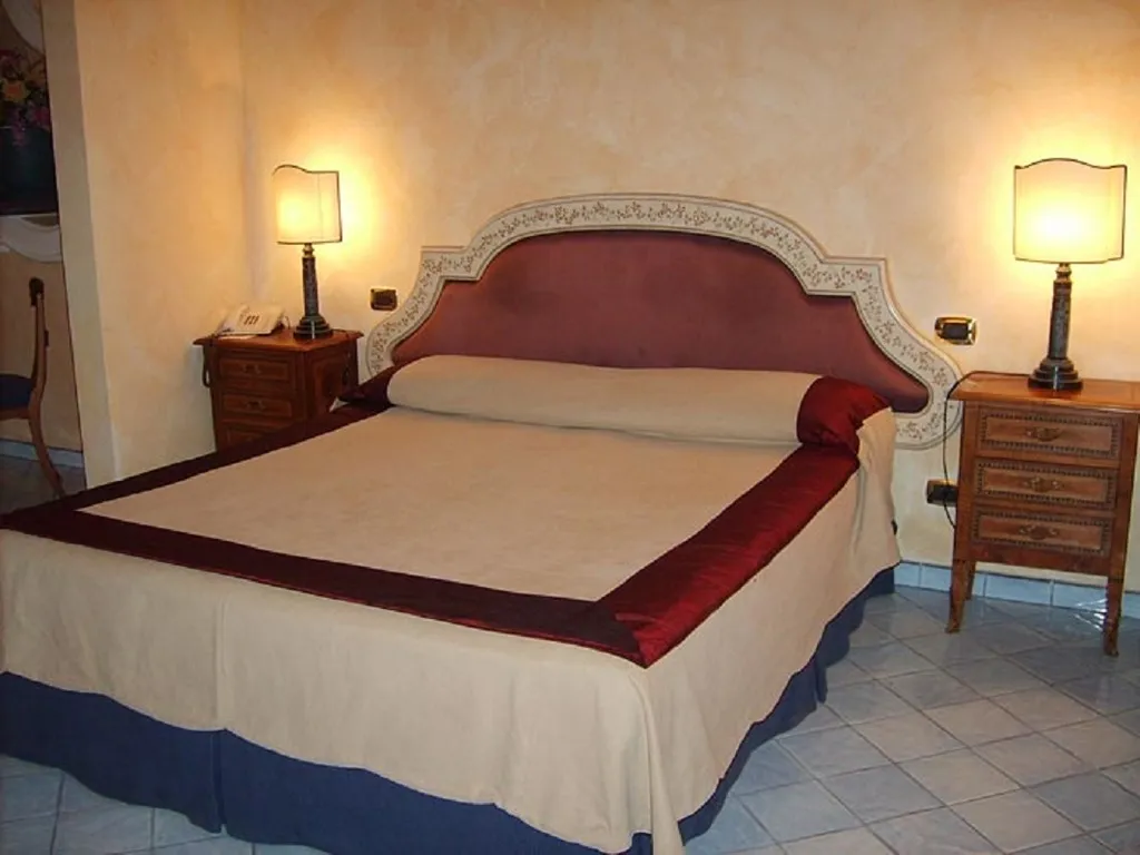 Double or Twin STANDARD Room, Hotel Posa Posa, Naples
