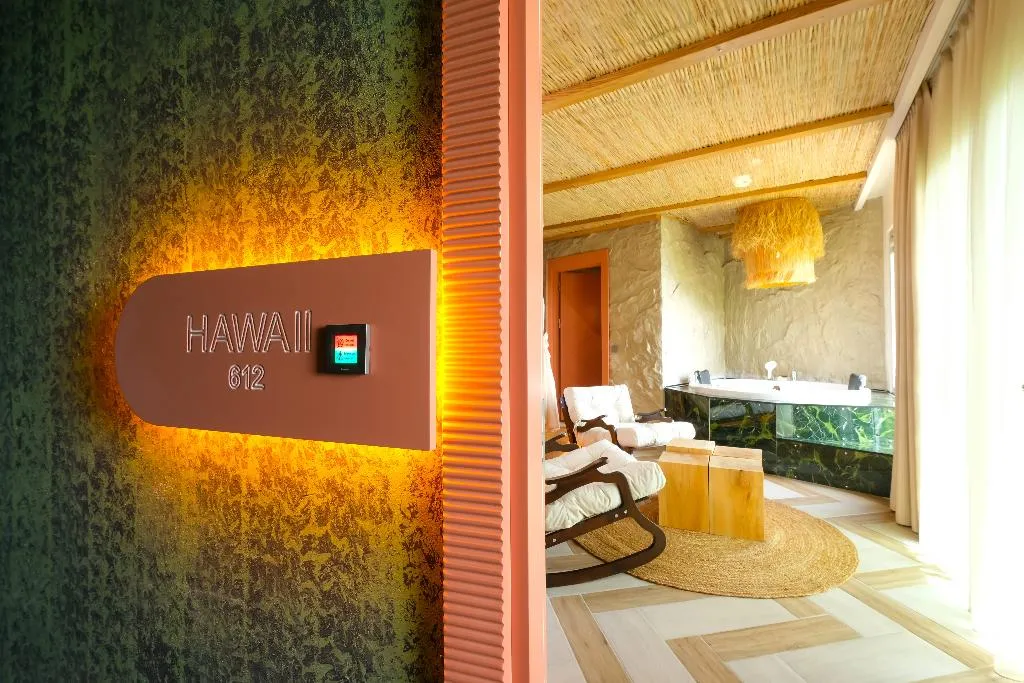 SUITE WITH JACUZZI WITH VIEWS Room, Bilem Hotel Beach & Spa, Antalya