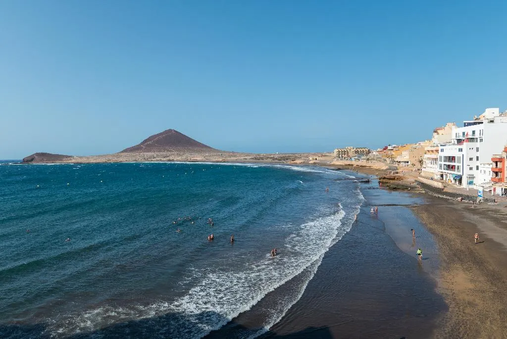 Double or Twin DELUXE Room, Medano, Tenerife