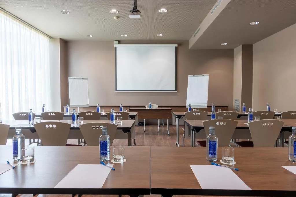 Conferences, Travelodge Malaga Aeropuerto, Costa Del Sol