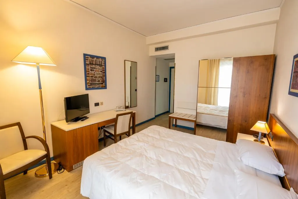 DOUBLE SINGLE USE STANDARD Room, Europa Palace, Catania