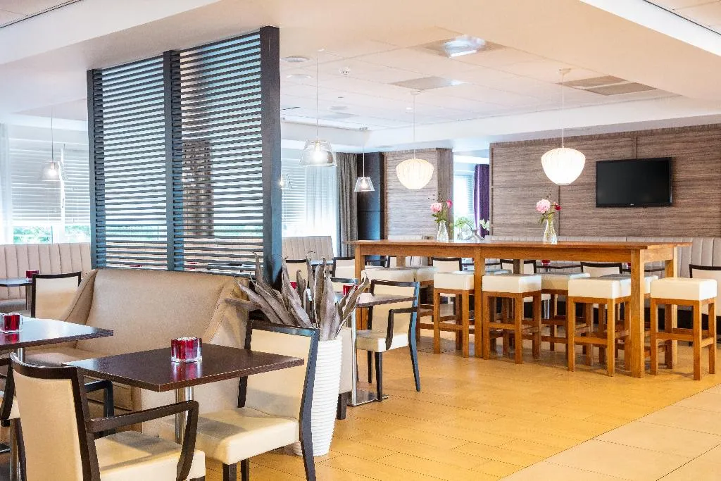 Restaurant, Holiday Inn Express Amsterdam-Sloterdijk Station, Amsterdam
