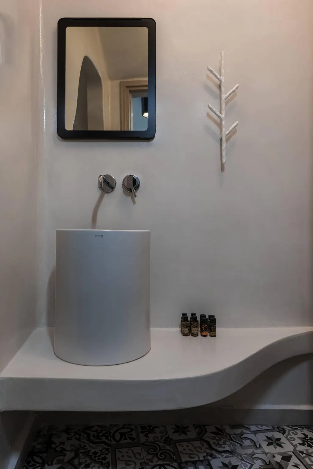 JUNIOR SUITE WITH JACUZZI Room, Kasimatis by La Perla, Santorini