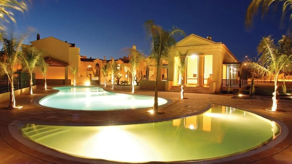 Pool, Baia da Luz, Algarve