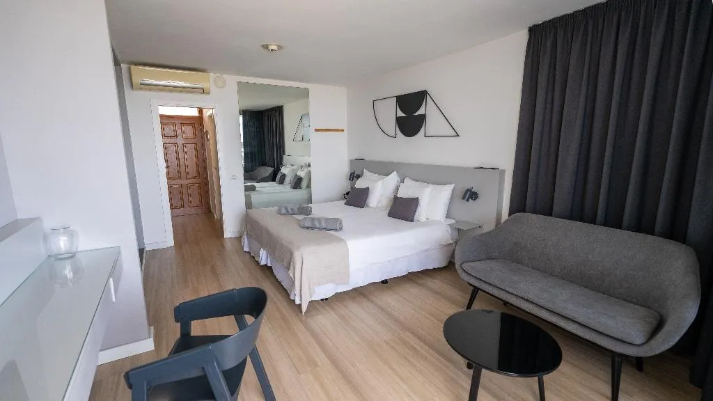 JUNIOR SUITE POOL VIEW Room, Coral Suites & Spa, Tenerife