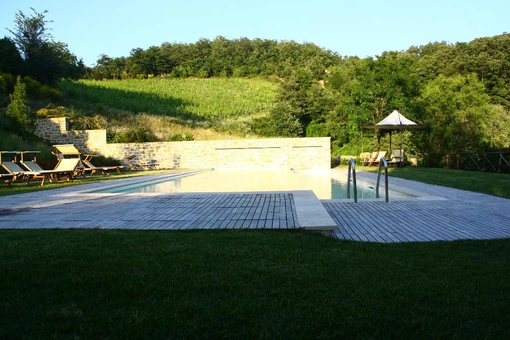 Pool, Tavola dei Cavalieri Il Borgo, Perugia