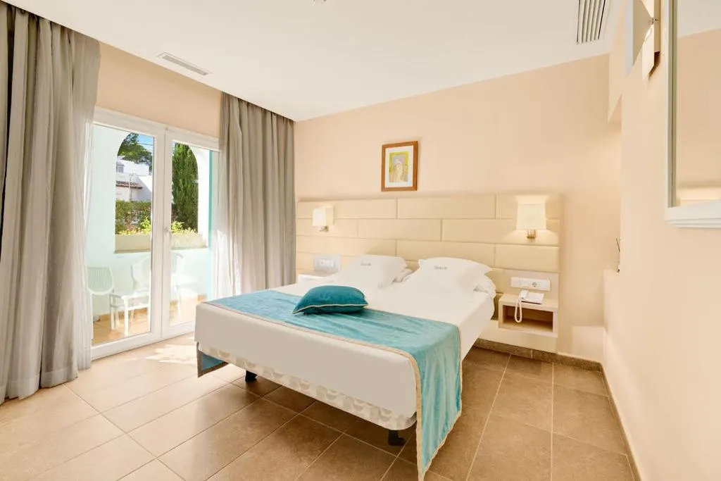 DOUBLE SINGLE USE WITH BALCONY Room, Cala d'Or, Majorca