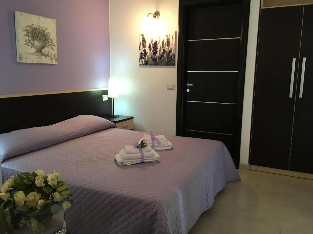 Room, Il Girasole Capo d'Orlando, Olbia