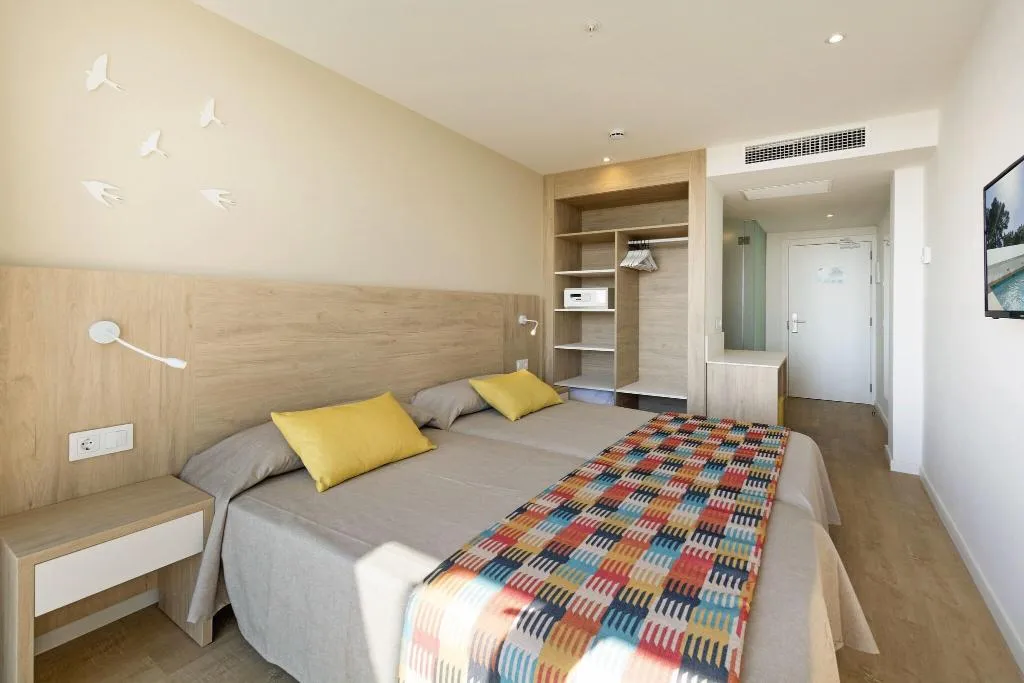 DOUBLE STANDARD Room, HSM Son Verí, Majorca