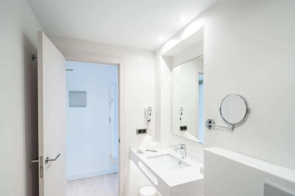 DOUBLE SUPERIOR Room, THB Ocean Beach, Ibiza