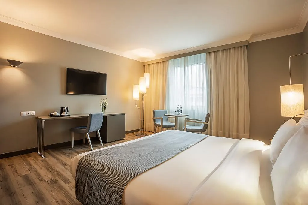 DOUBLE COMFORT Room, HF Ipanema Park, Porto