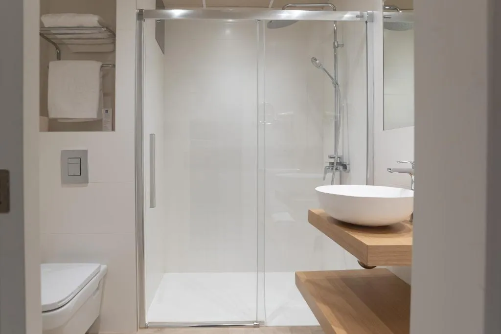 Double or Twin STANDARD Room, Hotel Pirineos Figueres by Pierre & Vacances, Costa Brava