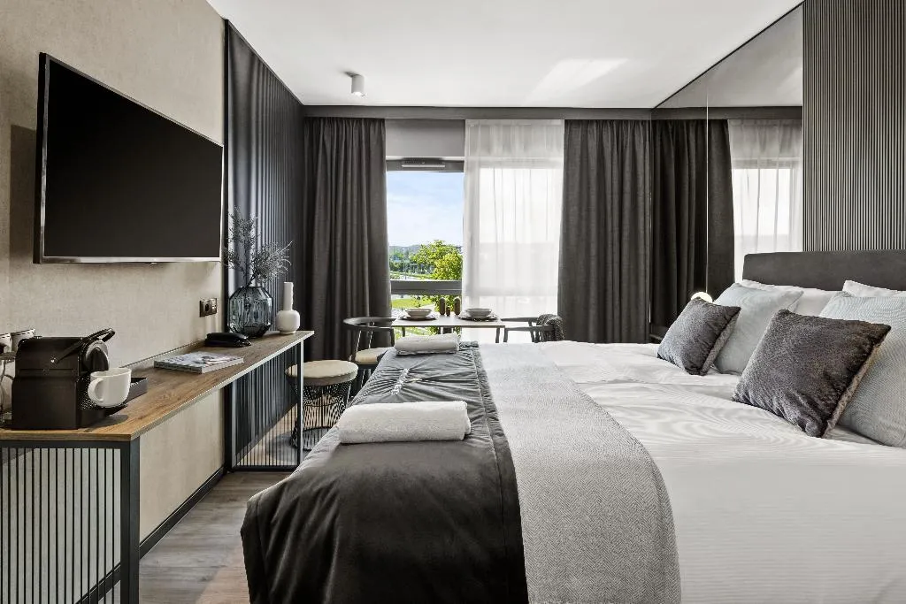 STUDIO ONE BED Room, Boutique Residence Gdańsk, Gdansk