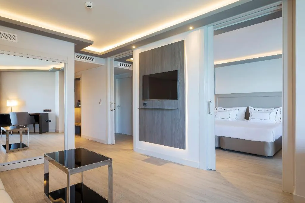 JUNIOR SUITE EXECUTIVE Room, Melia Alicante, Costa Blanca