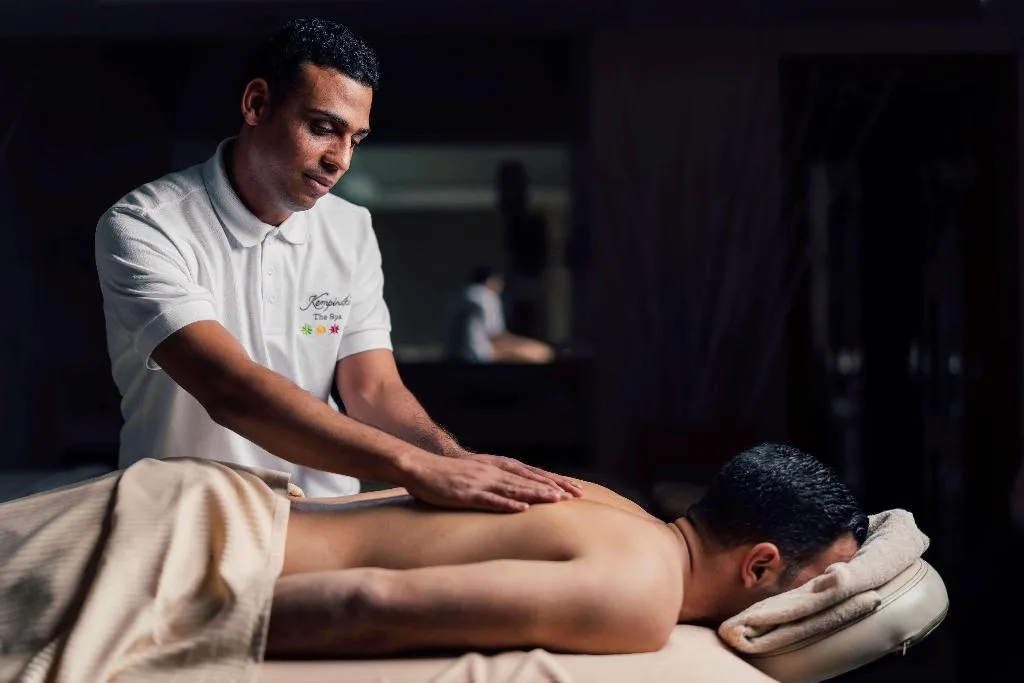 Sports and Entertainment, Kempinski Nile Hotel Garden City Cairo, Cairo