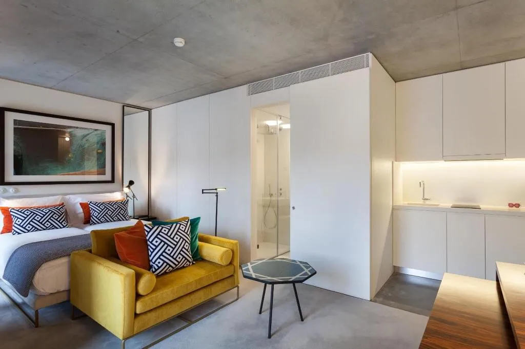 Room, S.Bento Residences, Porto