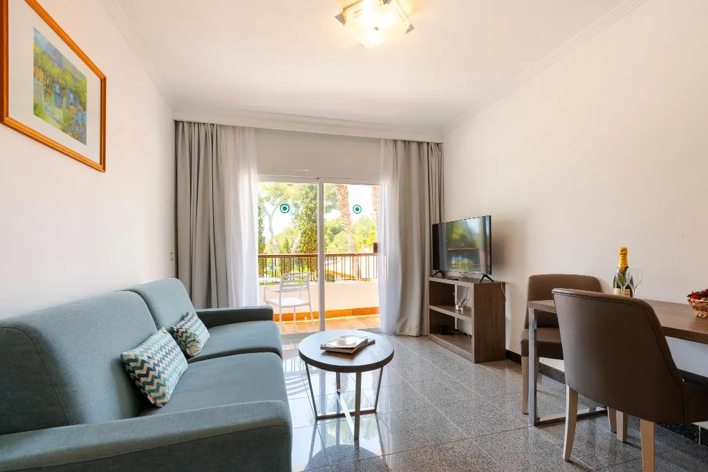 JUNIOR SUITE STANDARD Room, Suitehotel S'Argamassa Palace, Ibiza