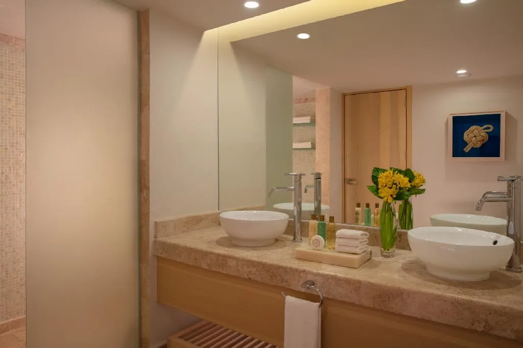 DOUBLE POOL VIEW KING BED Room, Dreams Aventuras Riviera Maya All Inclusive, Cancun Area