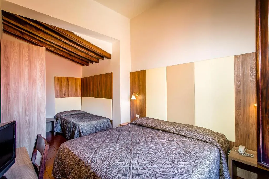 Room, Hotel Arno Bellariva, Florence