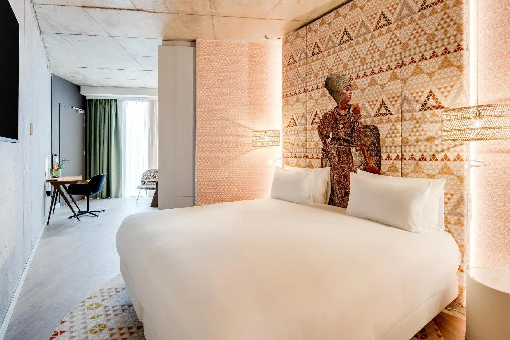 DOUBLE DELUXE Room, nhow Amsterdam RAI, Amsterdam