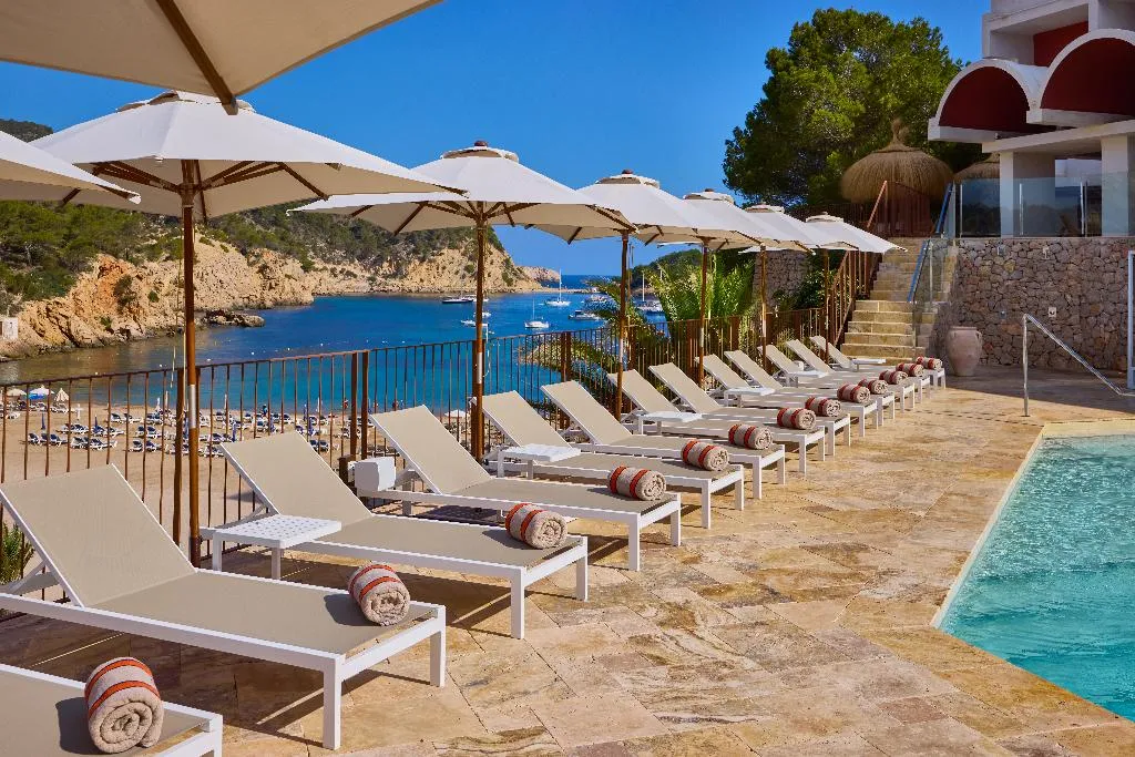 Pool, Cala San Miguel Ht Ibiza Curio correct code 117040, Ibiza
