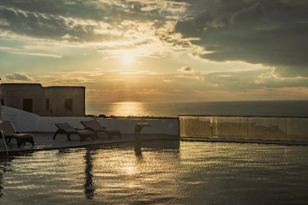 Pool, Serenita Luxury Suites, Santorini