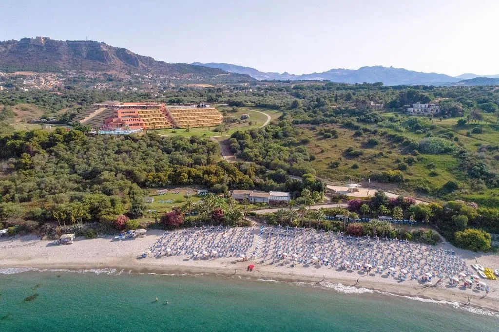 Sports and Entertainment, MClub Cala Regina, Catania