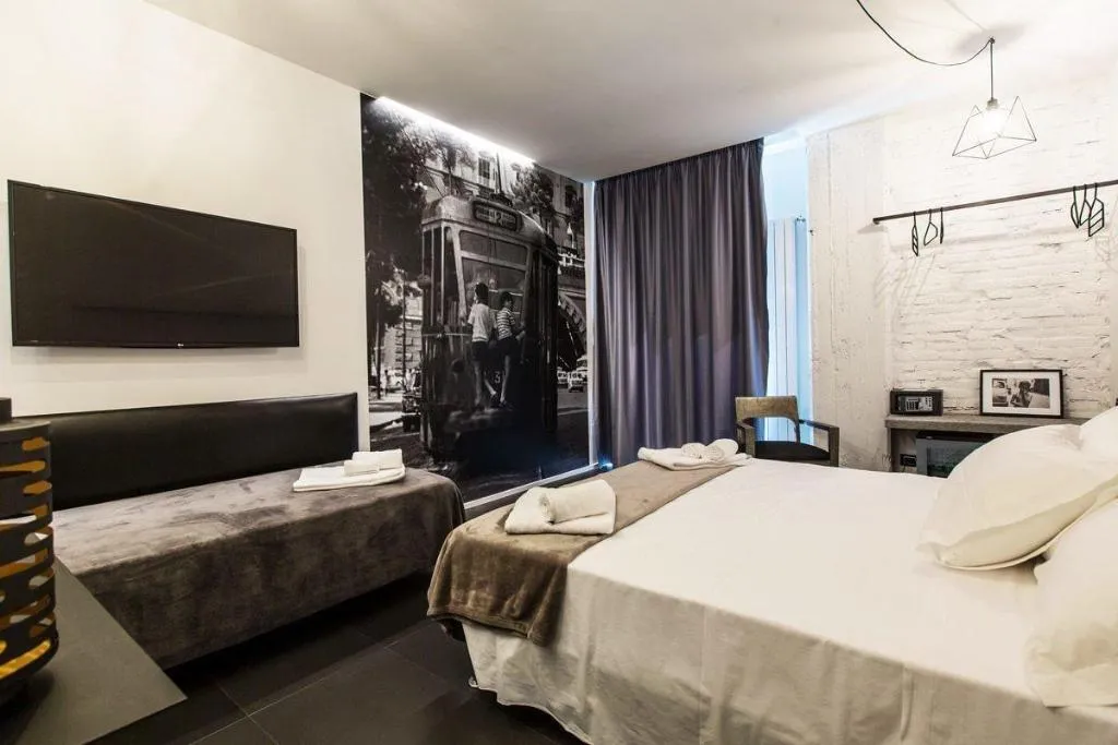 Room, The Boutique Napoli Suite, Naples