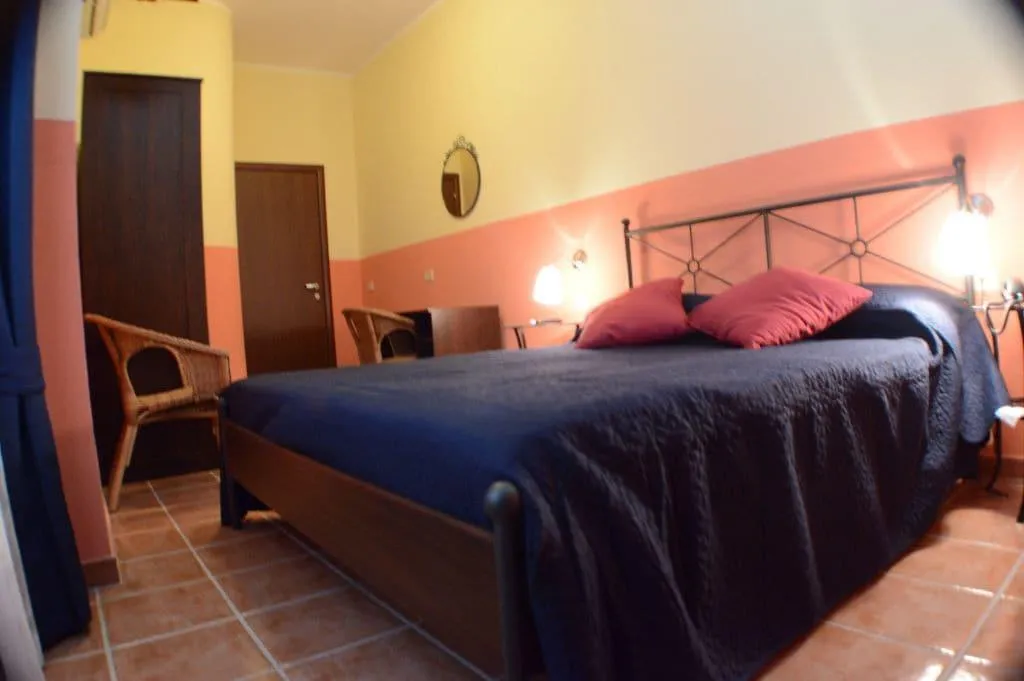 Room, L'Incanto Guest House, Rome