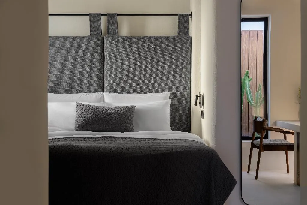 JUNIOR SUITE WITH JACUZZI Room, Rocabella Mykonos Hotel, Mykonos